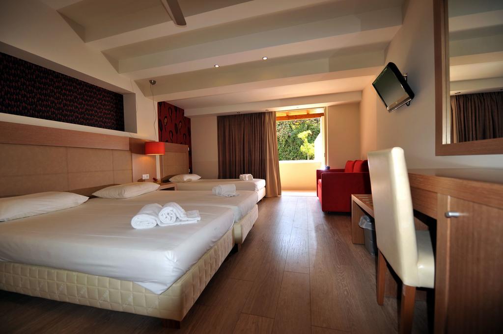 Corfu Mare -adults Only Korfu