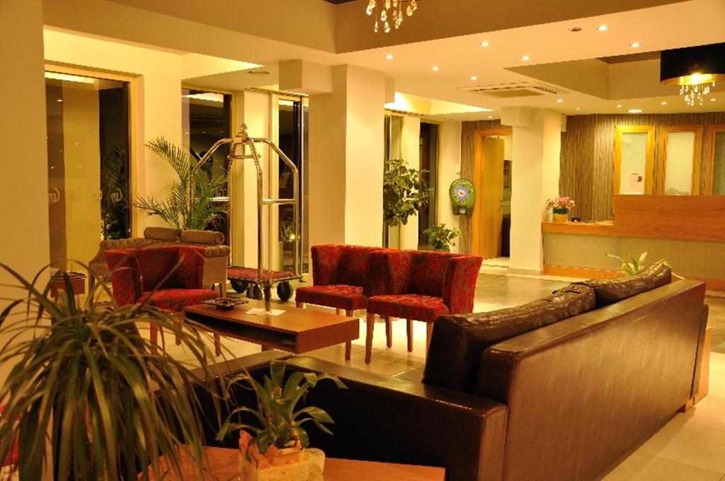 Corfu Mare -adults Only מלון 3*