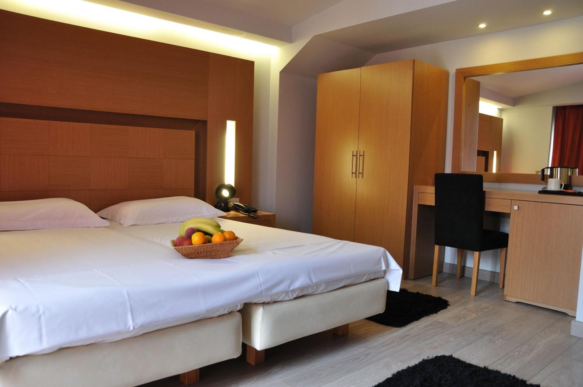 Hotel Corfu Mare